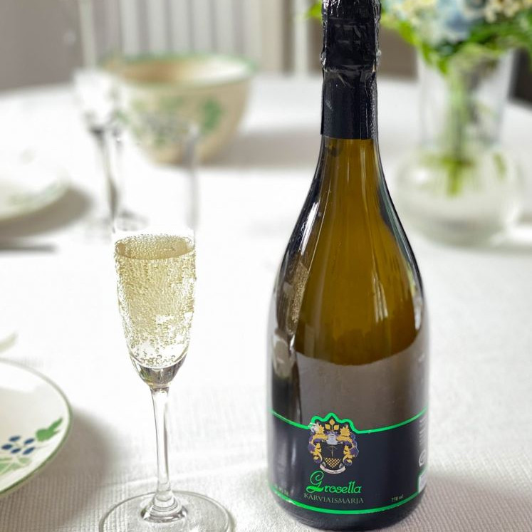 Tarkiainen Winery Grosella alkoholiton Karviaismarja kuohujuoma 750ml